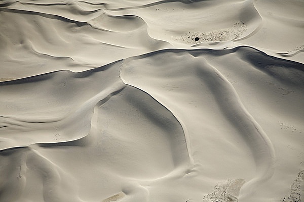 Richard Woldendorp, Aerial, coastal sand dunes, Nullarbor Plain,  WA 2008