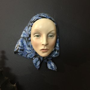 A Lenci polychrome pottery mask, 'Madonna', from a model by Helen König Scavini