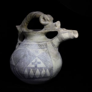 Iranian buffware zoomorphic vessel, 8th-7th century BC 