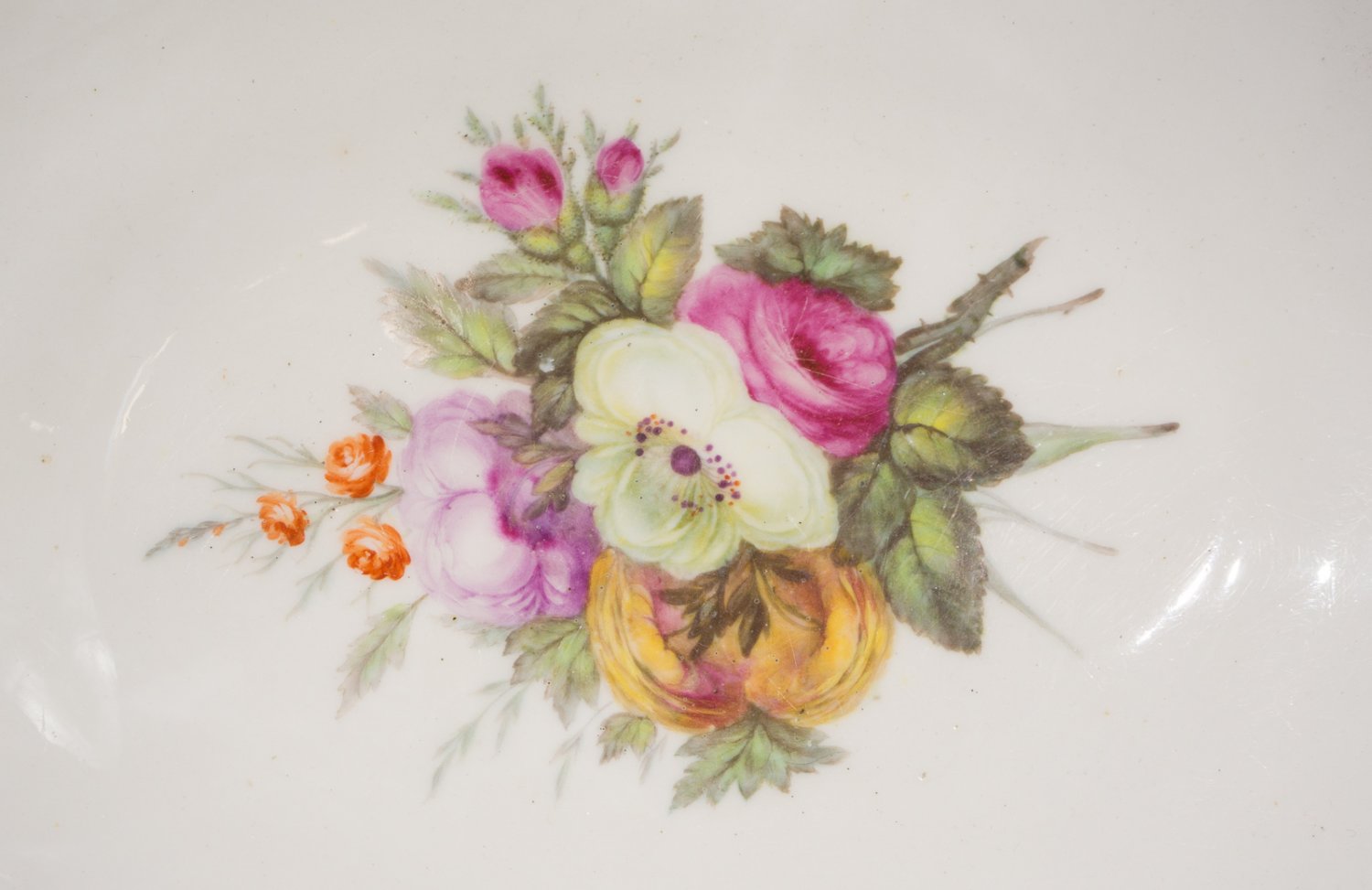 Large Derby basin painted with flowers, attributed to William Billingsley, c.1790