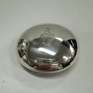 A Victorian Sterling Silver Crested Hinged Box