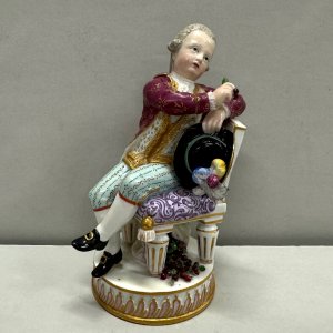 19th Century Meissen Figure of a Seated Gentleman