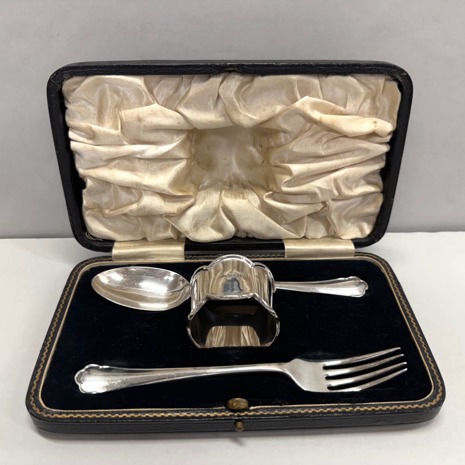 A Boxed Sterling Silver Childs Set