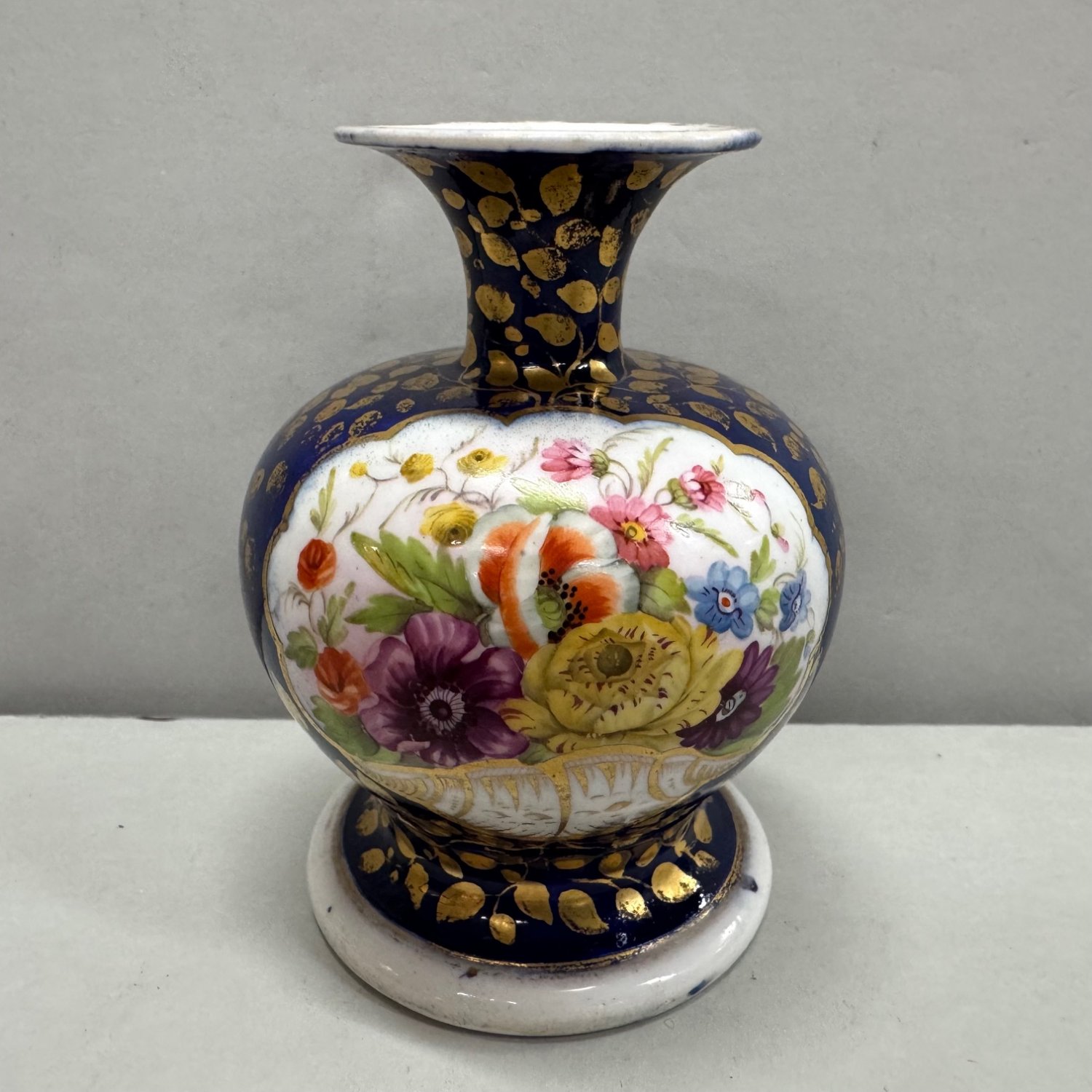 A 19th Century Minton Specimen Vase 