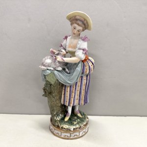 A Fine 19th Century German Porcelian Figurine. 