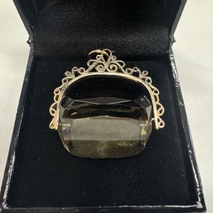 A Victorian 15ct. Gold Citrine Swivel Fob.