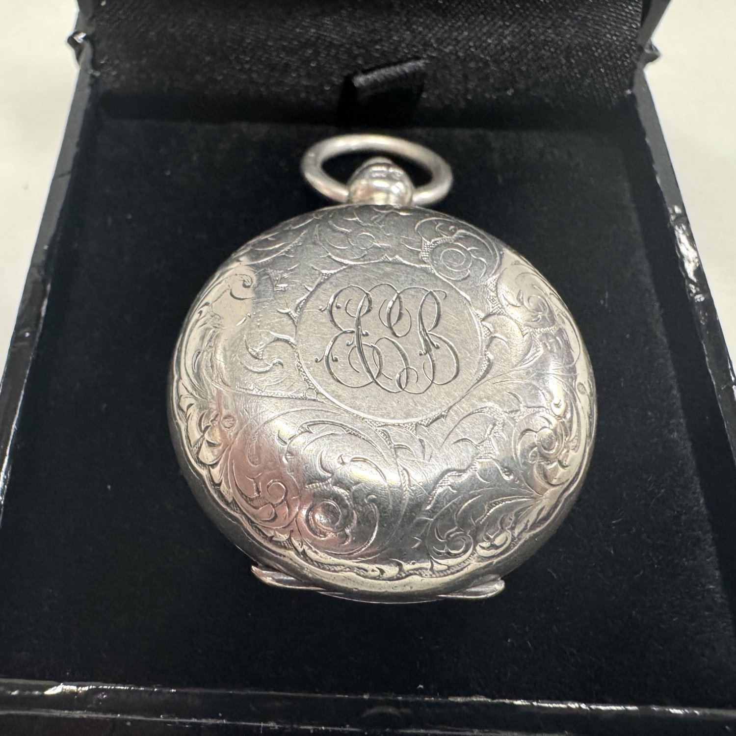 A Sterling Silver Sovereign Case