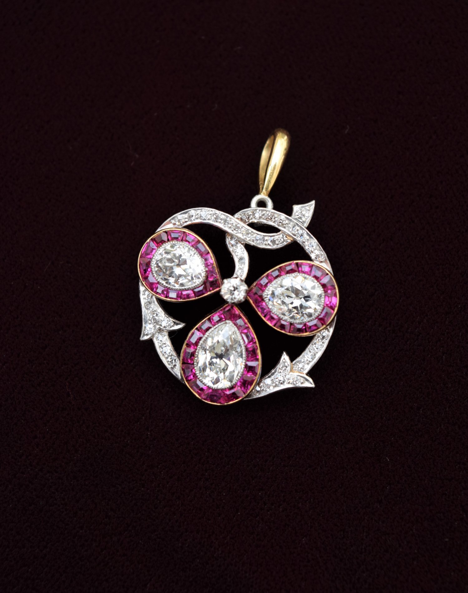Edwardian Ruby, Diamond, Platinum & Gold Brooch/Pendant