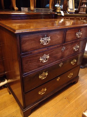 Chippendale style Mahogany Chest of Drawers