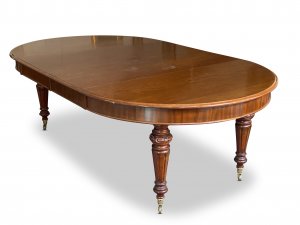Superb quality Victorian mahogany two-leaf D-end dining table, 'Wylie & Lochead, Glasgow’
