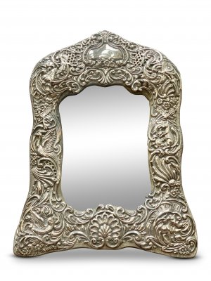 Edwardian Sterling Silver Picture Frame Embossed Bird and Animals