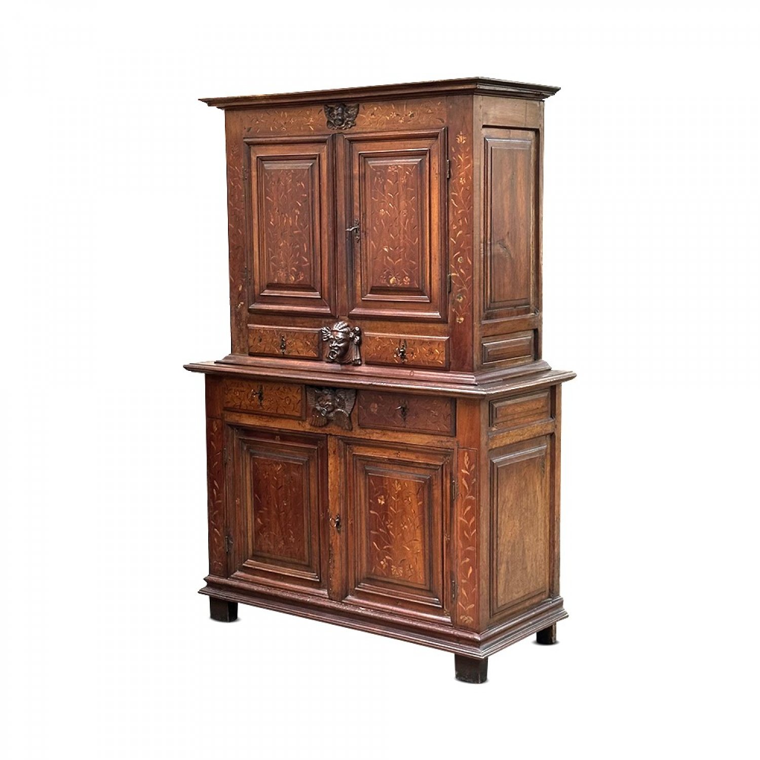 Early 19th Century Continental walnut marquetry cabinet 