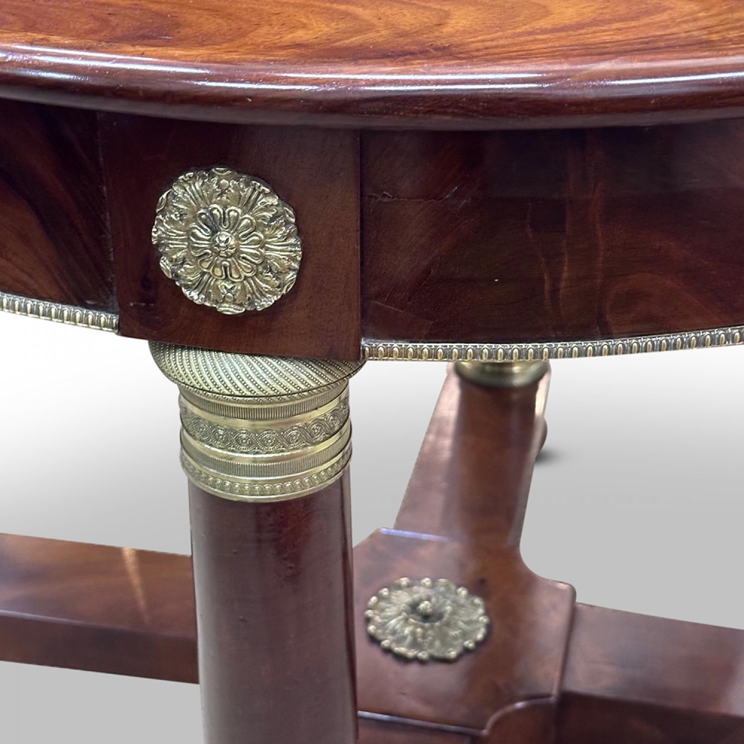 Superb French mahogany Empire style round games table with gilt bronze mounts 