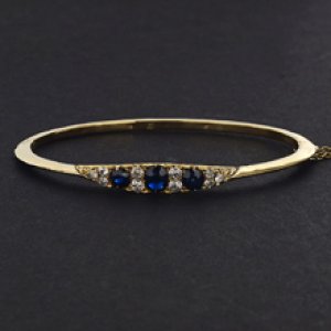 Sapphire diamond bangle