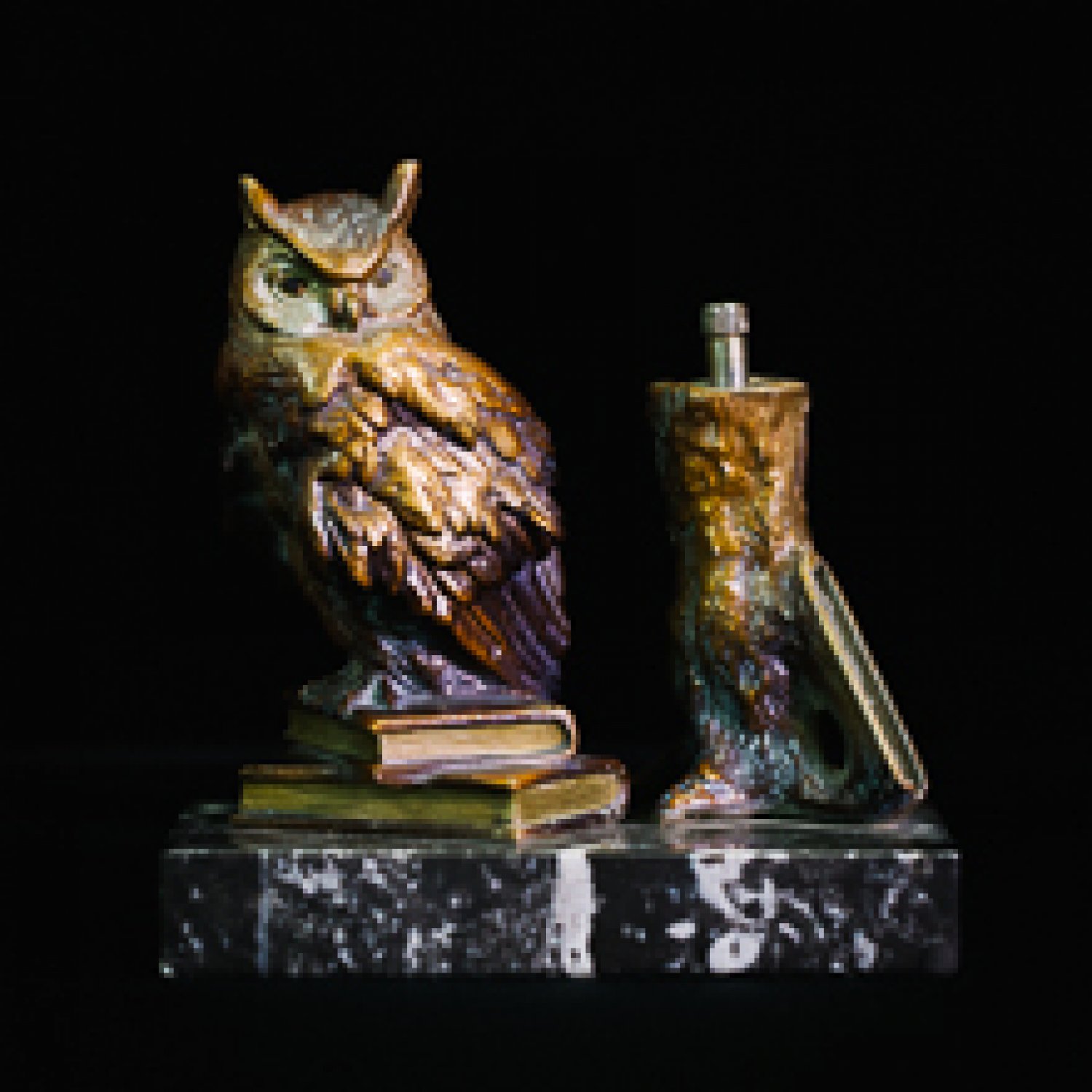Bronze owl table lighter