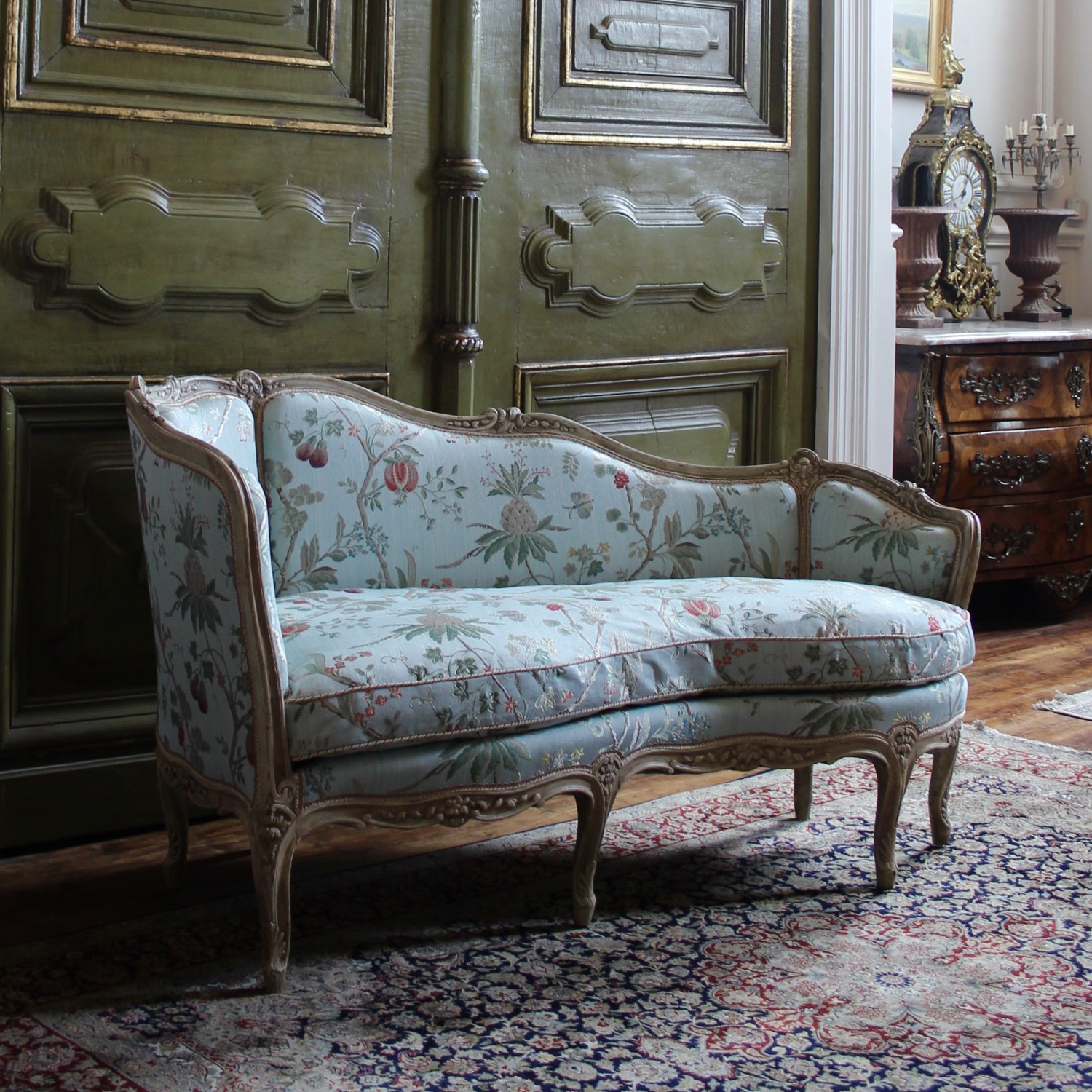 A FRENCH LOUIS XVI VEILLEUSES CANAPE. CIRCA.