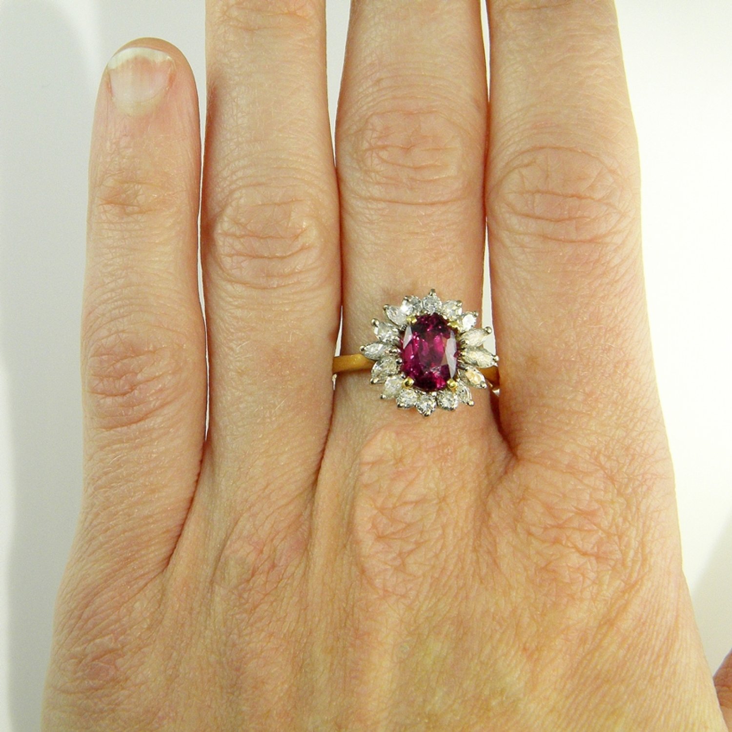 Large NO HEAT BURMESE Ruby Diamond Engagement Ring Oval Cut Ruby Ring Unheated Ruby Ring Ruby Wedding Ring 18K Yellow Gold Vintage Ruby Ring 750
