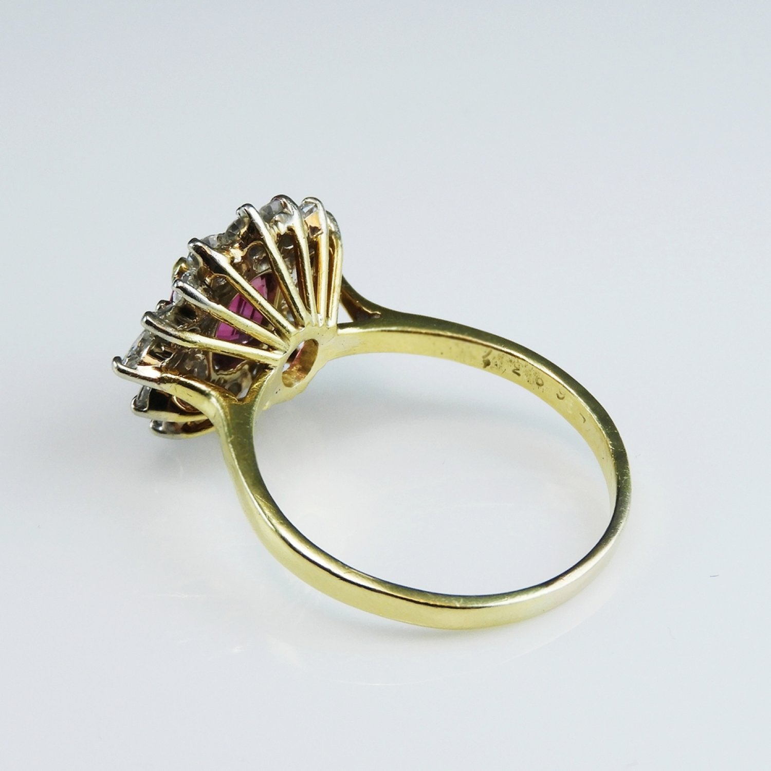Large NO HEAT BURMESE Ruby Diamond Engagement Ring Oval Cut Ruby Ring Unheated Ruby Ring Ruby Wedding Ring 18K Yellow Gold Vintage Ruby Ring 750